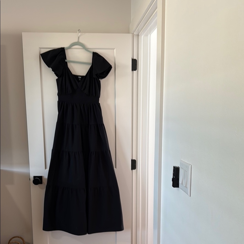 Elegant Black Maxi Dress